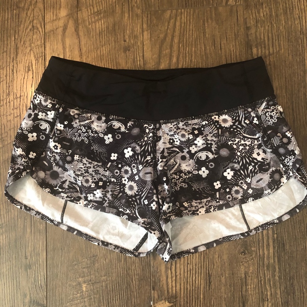 SOLD! Lululemon 2017 Seawheeze speed shorts SZ4